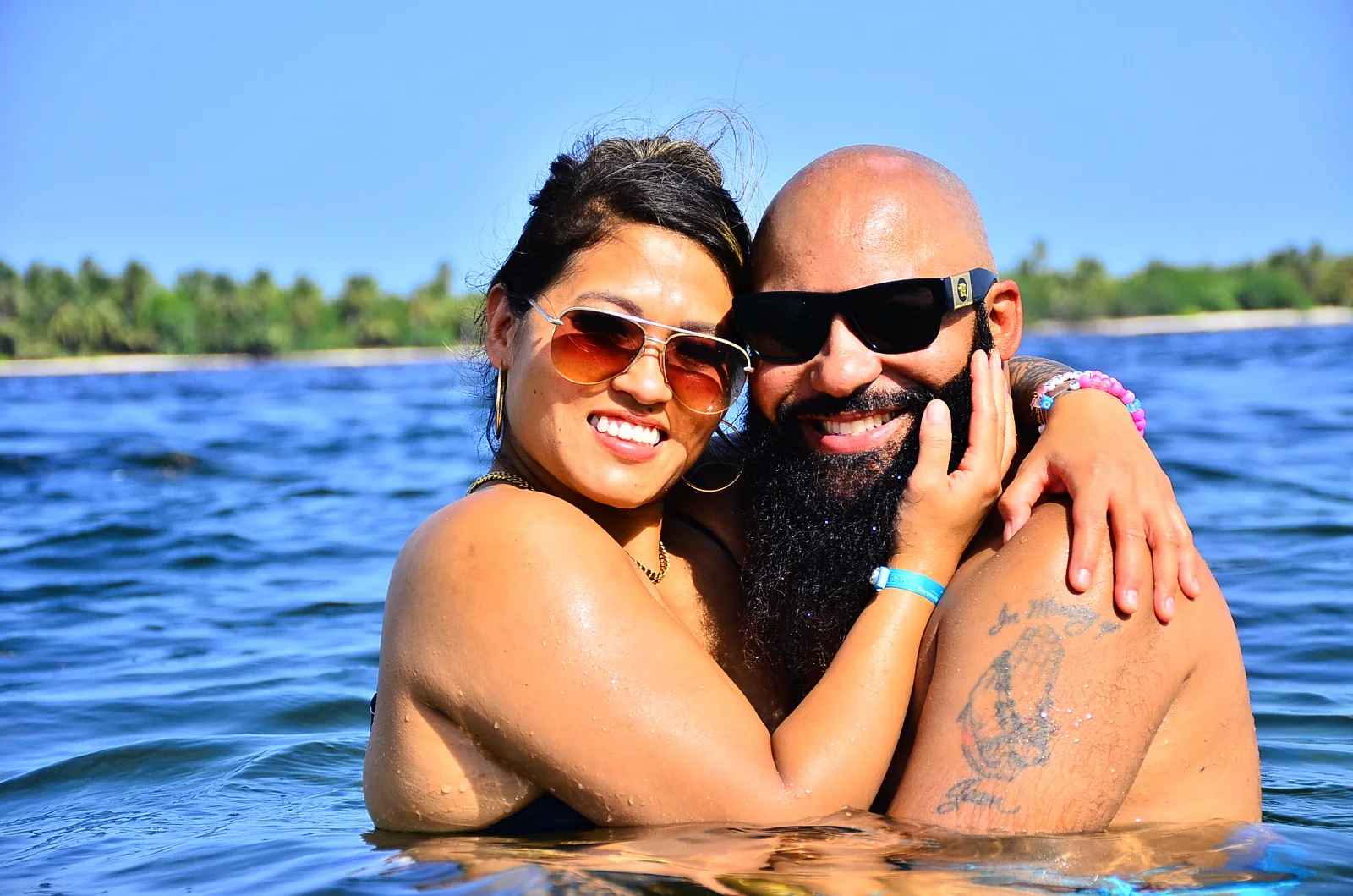Fotografía turística de playa con ambiente caribeño